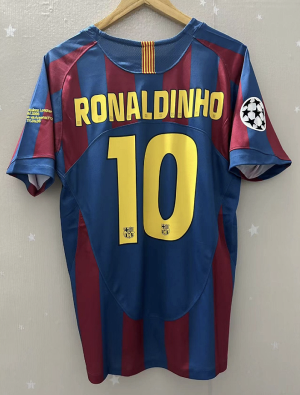 Ronaldinho FC Barcelona Classic Jersey
